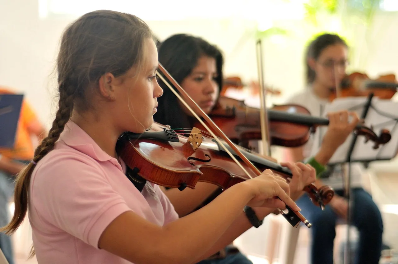 Clase de violín de OEPV en 2012